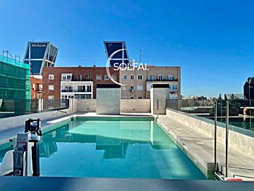 Imagen 1 Alquiler de piso con piscina en Almenara-La Ventilla (Madrid)