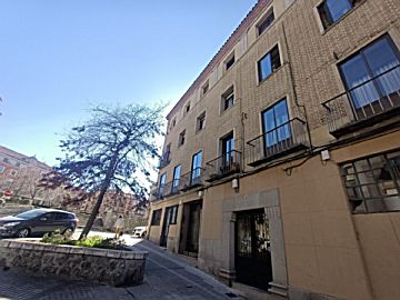  Venta de piso en centro (Segovia)