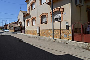 Imagen 1 Venta de casa en Villamayor de Santiago
