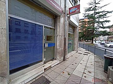 escaparate Alquiler de locales en Centro (Oviedo)