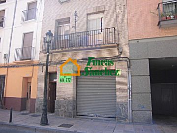 Imagen 0 Venta de locales en Centro (Zaragoza)