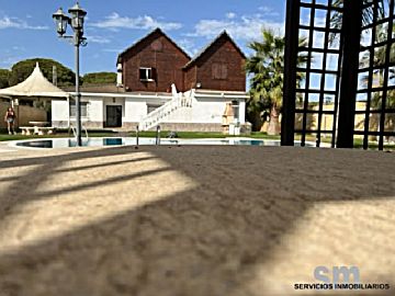  Venta de casas/chalet con piscina en Chipiona