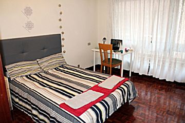 bedroom Venta de piso con terraza en Centro (Oviedo)