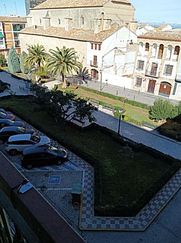  Venta de piso con terraza en Torredonjimeno