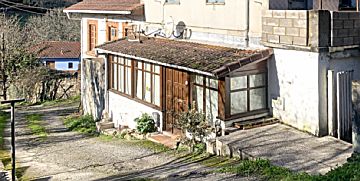 Imagen 2 Venta de casa con terraza en Laviana