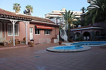 Imagen 1 Venta de casa con piscina en Puerto de la Cruz