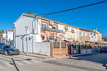  Venta de casas/chalet con terraza en Jabalquinto