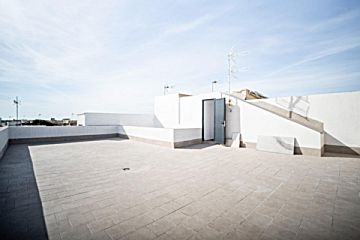 Foto Venta de casa con terraza en Chiclana de la Frontera, Mayorazgo