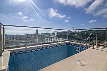 Imagen 1 Venta de ático con piscina y terraza en Casares